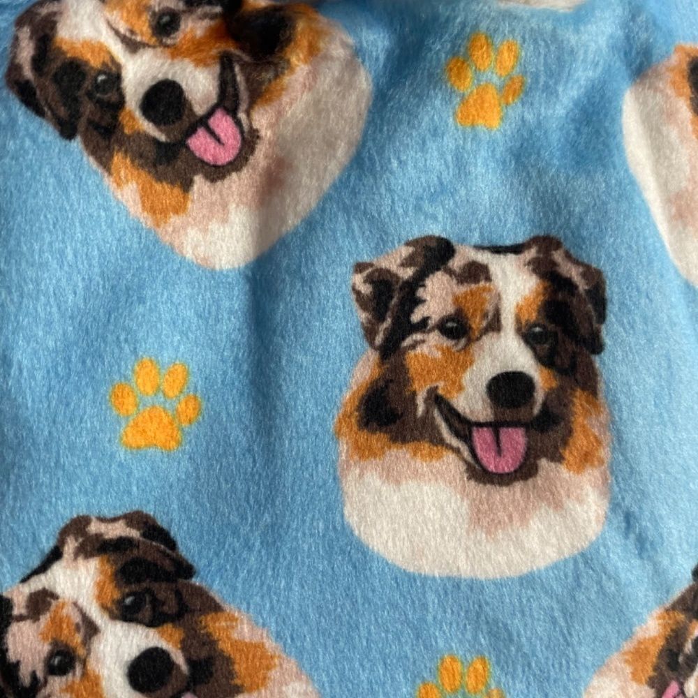 COMFIES Australian Sheperd Super Soft Slippers One Size Fits Most. - Picture 2 of 6